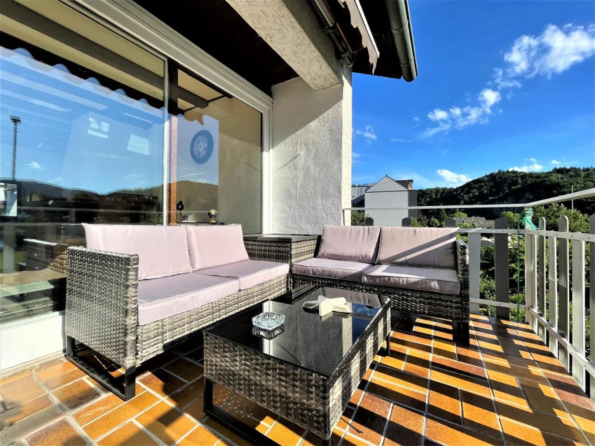 Traumaussicht Kamin Balkon Burgblick 65 Zoll Tv Netflix Sky Joyn Lindenplatz Apartment Bullay Luaran gambar